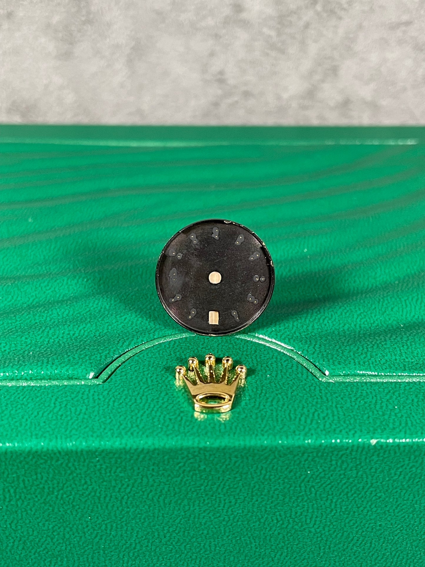 Rolex Dial for ref 69173 Ladies 26mm Datejust-Onyx Raised Gold Batons Swiss Made